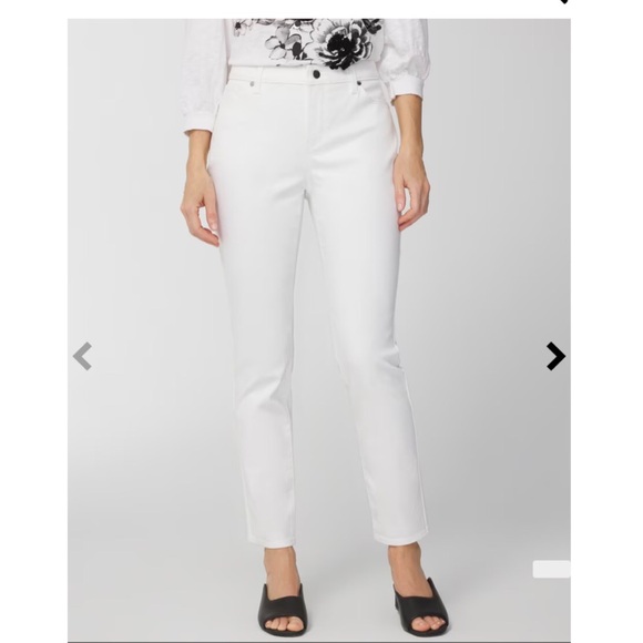 CHICO’S SO SLIMMING GIRLFRIEND SLIM LEG CROP WHITE STRETCHY JEANS WITH POCKETS - Picture 2 of 16